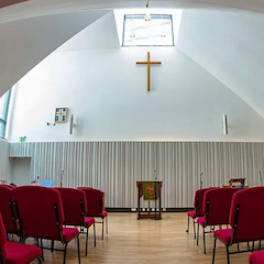 Crossway基督教中心用仲博cbin将人们聚集在一起